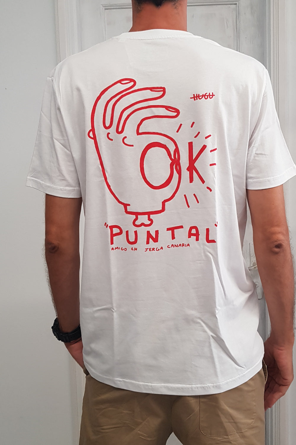 camiseta OK Puntal hecha a mano en Lanzarote en algodón blanco con dibujo serigrafiado rojo